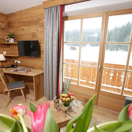 Postgasthof, Rote-wand *