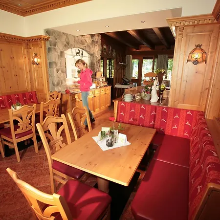 Postgasthof, Rote-wand *