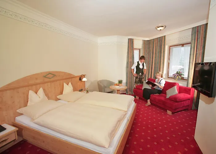 Hotel Postgasthof, Rote-wand *
